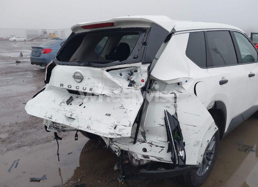 Photo 6 of 2024 Nissan Rogue S INTELLIGENT AWD (VIN 5N1BT3AB7RC671402)