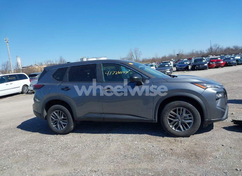 Photo 14 of 2024 Nissan Rogue S INTELLIGENT AWD (VIN 5N1BT3AB7RC704009)