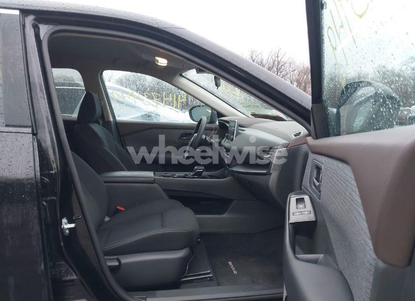 Photo 5 of 2023 Nissan Rogue S INTELLIGENT AWD (VIN 5N1BT3AB8PC907584)