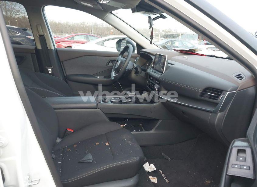 Photo 5 of 2023 Nissan Rogue S INTELLIGENT AWD (VIN 5N1BT3AB8PC927754)