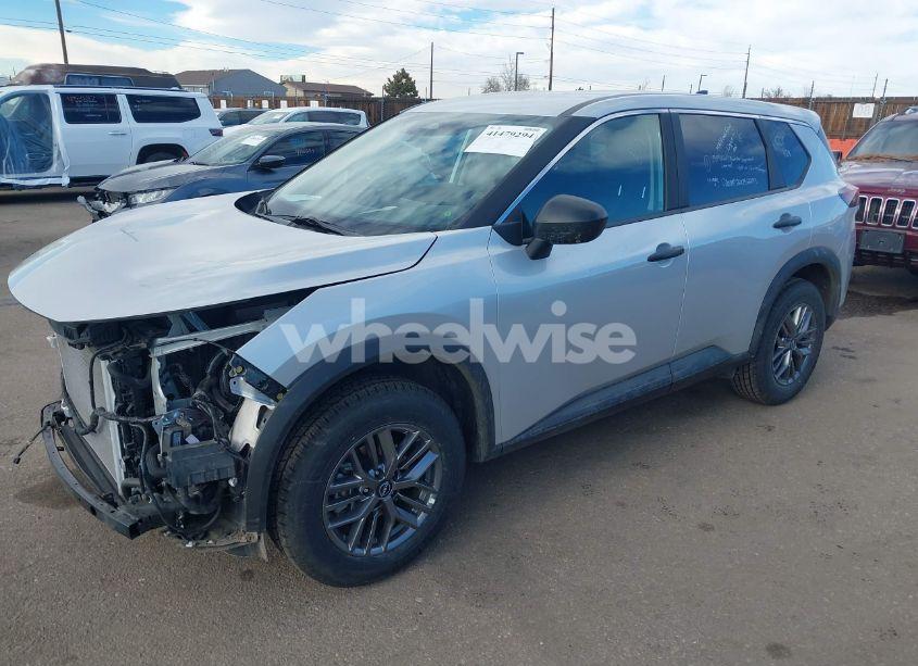 Photo 2 of 2024 Nissan Rogue S INTELLIGENT AWD (VIN 5N1BT3AB8RC680139)