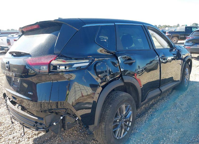 Photo 6 of 2023 Nissan Rogue S INTELLIGENT AWD (VIN 5N1BT3AB9PC894876)