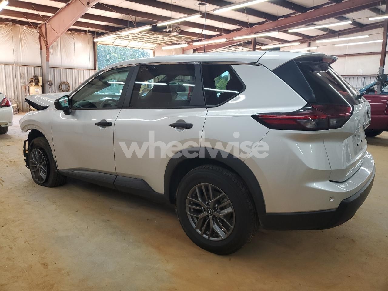 Photo 2 of 2024 NISSAN ROGUE S (VIN 5N1BT3ABXRC687996)