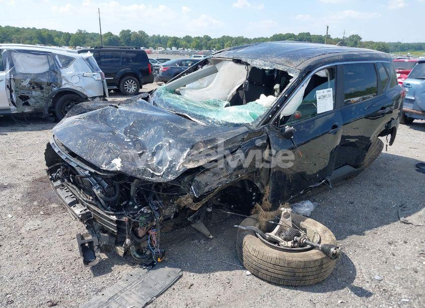 Photo 2 of 2024 Nissan Rogue S INTELLIGENT AWD (VIN 5N1BT3ABXRC726960)