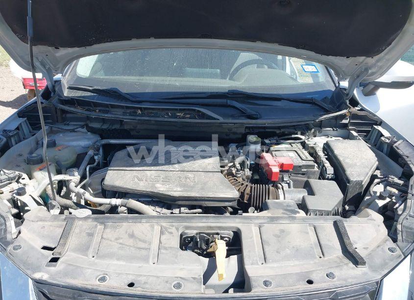 Photo 10 of 2022 Nissan Rogue SV FWD (VIN 5N1BT3BA0NC686517)