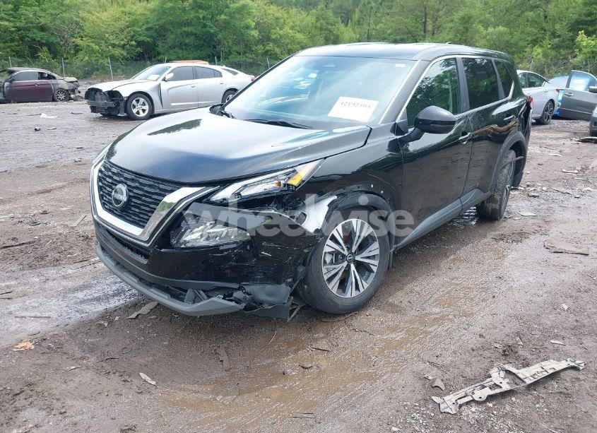Photo 2 of 2022 Nissan Rogue SV FWD (VIN 5N1BT3BA0NC727566)