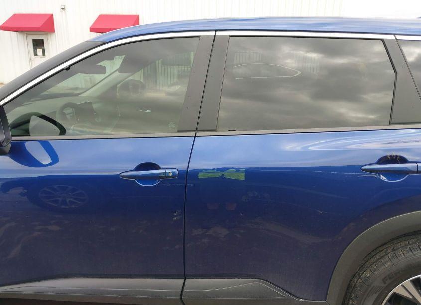 Photo 14 of 2023 Nissan Rogue SV FWD (VIN 5N1BT3BA0PC838458)