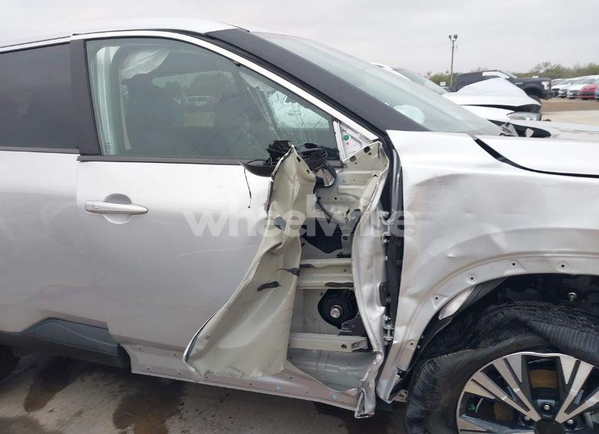 Photo 17 of 2023 Nissan Rogue SV FWD (VIN 5N1BT3BA0PC841134)