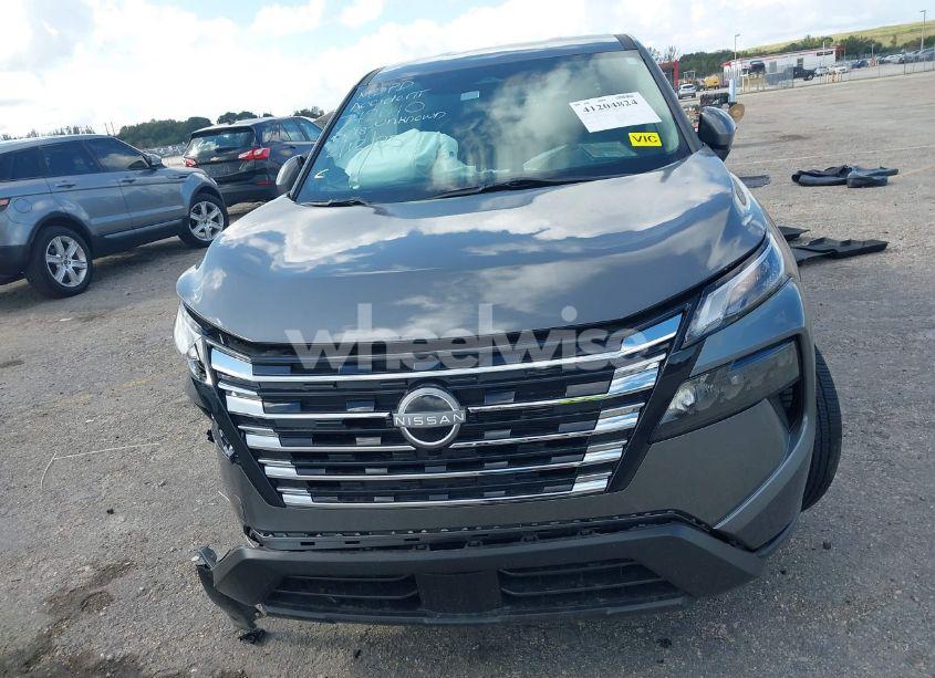 Photo 12 of 2024 Nissan Rogue SV FWD (VIN 5N1BT3BA0RC742610)