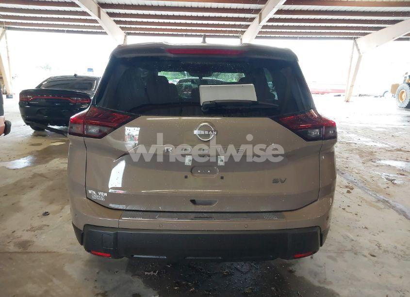 Photo 16 of 2024 Nissan Rogue SV FWD (VIN 5N1BT3BA0RC756233)