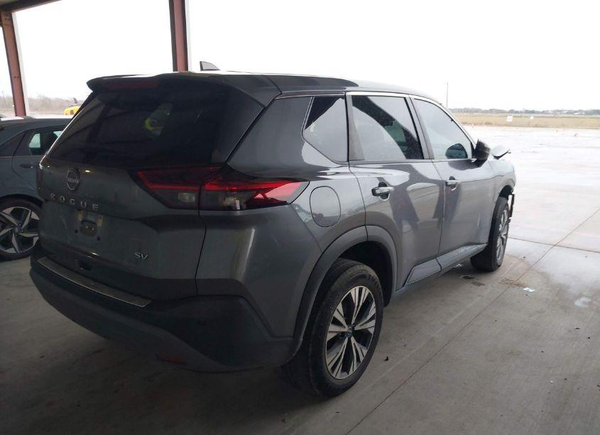 Photo 4 of 2022 Nissan Rogue SV FWD (VIN 5N1BT3BA1NC708587)
