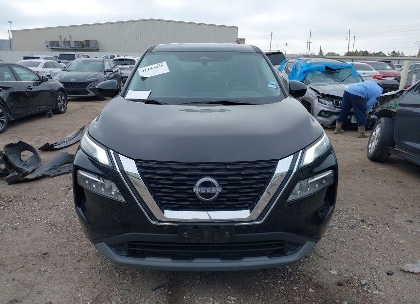 Photo 13 of 2023 Nissan Rogue SV FWD (VIN 5N1BT3BA1PC833785)