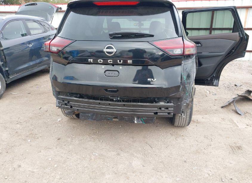 Photo 6 of 2023 Nissan Rogue SV FWD (VIN 5N1BT3BA1PC833785)