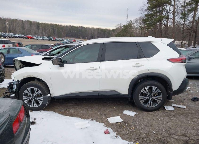 Photo 14 of 2023 Nissan Rogue SV FWD (VIN 5N1BT3BA1PC848626)