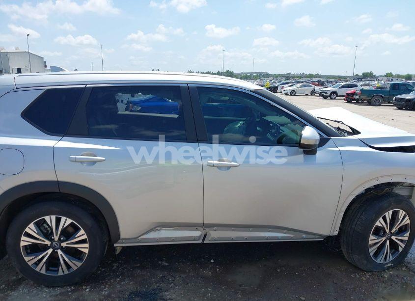 Photo 13 of 2023 Nissan Rogue SV FWD (VIN 5N1BT3BA1PC887815)