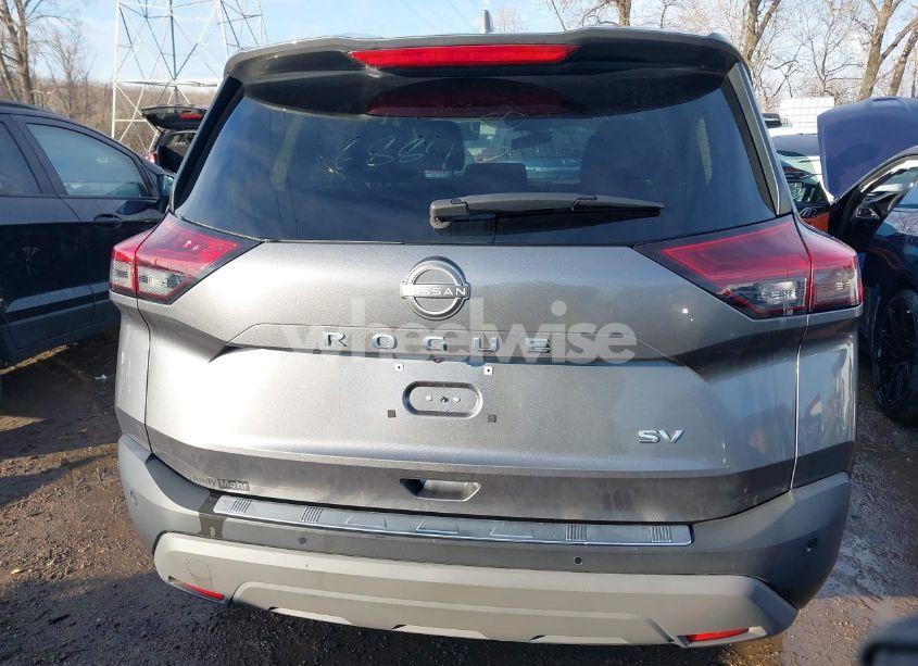 Photo 16 of 2022 Nissan Rogue SV FWD (VIN 5N1BT3BA3NC688410)