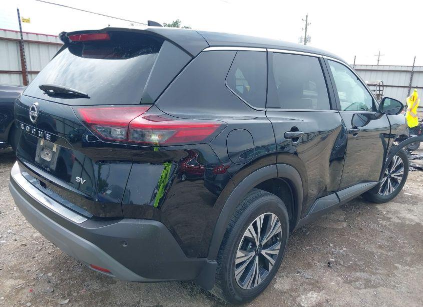 Photo 4 of 2023 Nissan Rogue SV FWD (VIN 5N1BT3BA3PC674929)