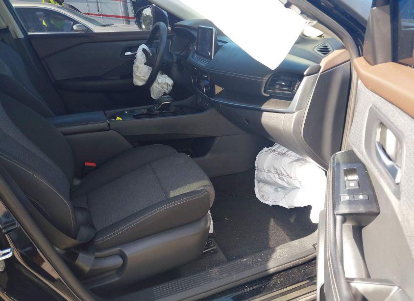 Photo 5 of 2023 Nissan Rogue SV FWD (VIN 5N1BT3BA3PC690662)