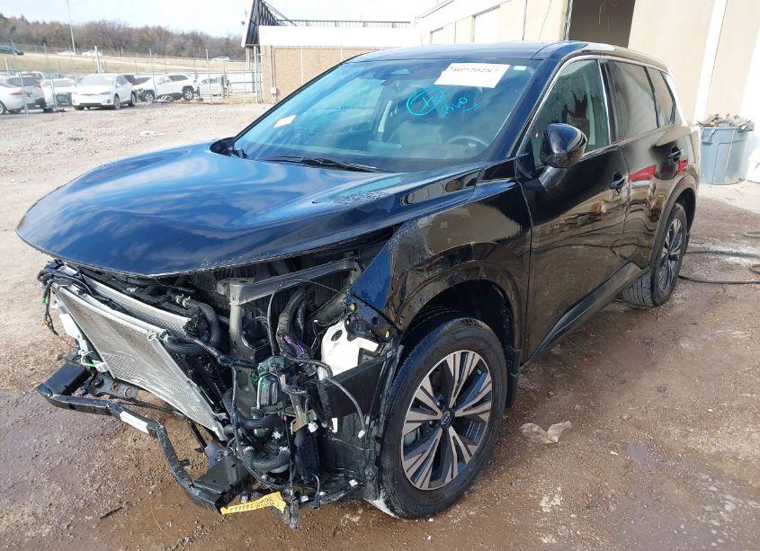 Photo 2 of 2023 Nissan Rogue SV FWD (VIN 5N1BT3BA3PC864682)