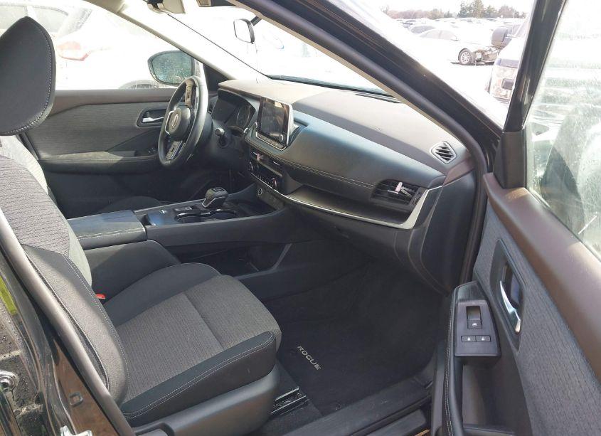 Photo 5 of 2023 Nissan Rogue SV FWD (VIN 5N1BT3BA3PC864682)