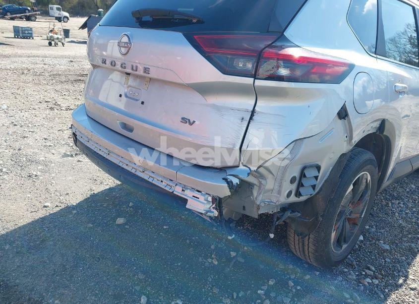 Photo 17 of 2024 Nissan Rogue SV FWD (VIN 5N1BT3BA3RC680166)