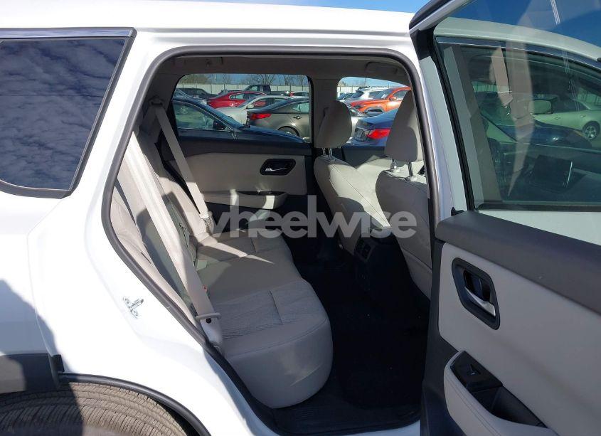 Photo 8 of 2025 Nissan Rogue SV FWD (VIN 5N1BT3BA3SC778202)