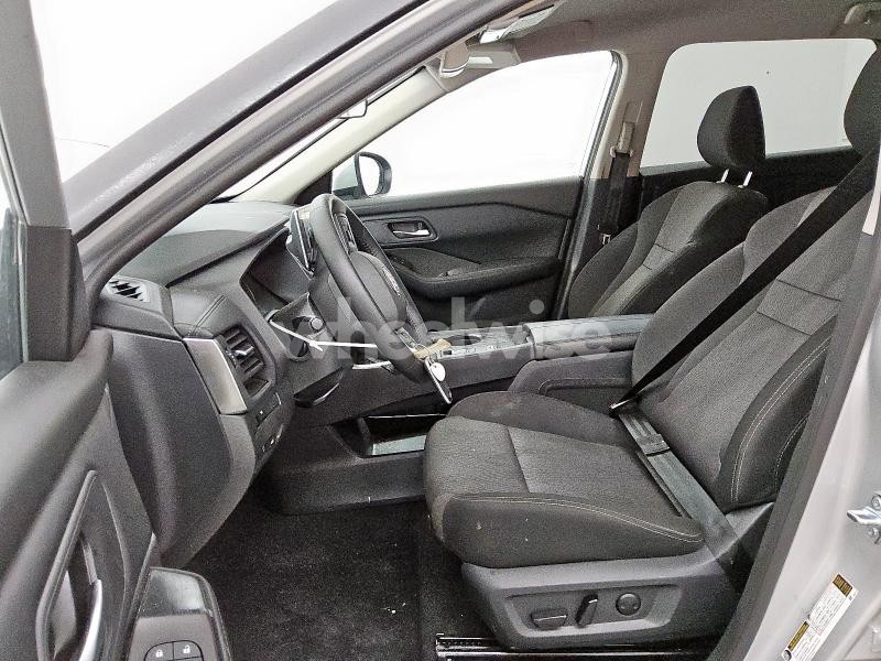 Photo 5 of 2025 NISSAN ROGUE SV (VIN 5N1BT3BA3SC819041)