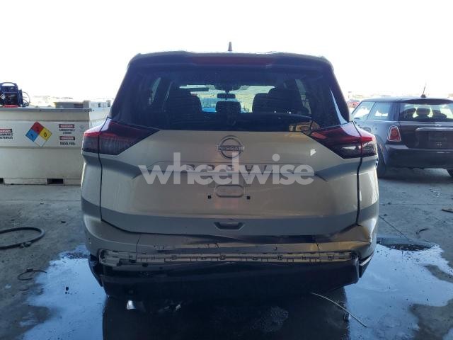 Photo 5 of 2025 NISSAN ROGUE SV (VIN 5N1BT3BA3SC826832)