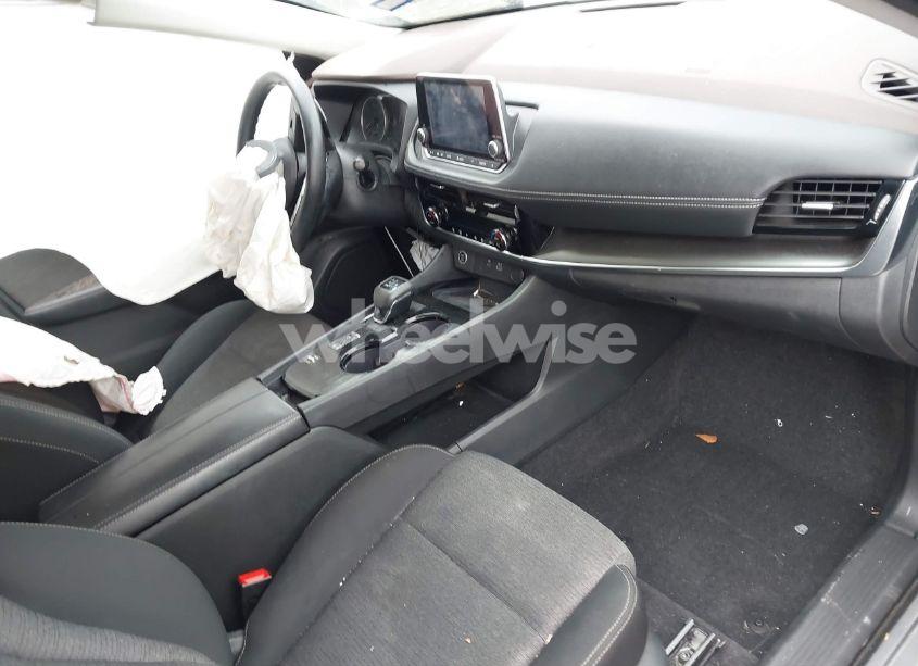 Photo 5 of 2022 Nissan Rogue SV FWD (VIN 5N1BT3BA4NC677271)