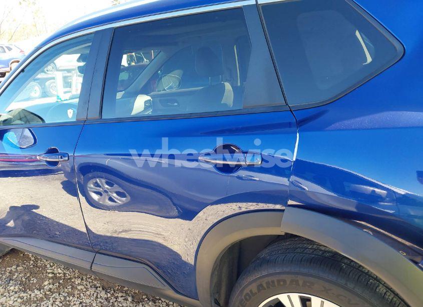 Photo 15 of 2022 Nissan Rogue SV FWD (VIN 5N1BT3BA4NC702427)