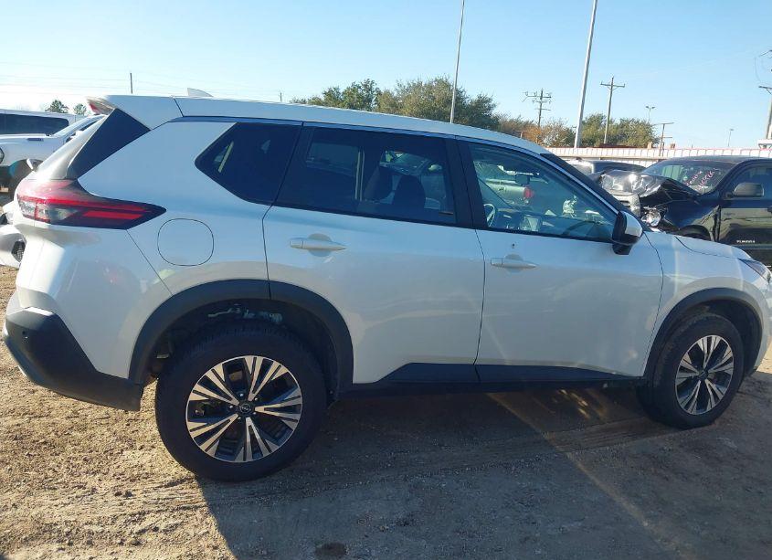 Photo 13 of 2023 Nissan Rogue SV FWD (VIN 5N1BT3BA4PC813210)