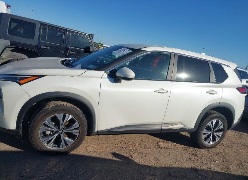 Photo 14 of 2023 Nissan Rogue SV FWD (VIN 5N1BT3BA4PC813210)