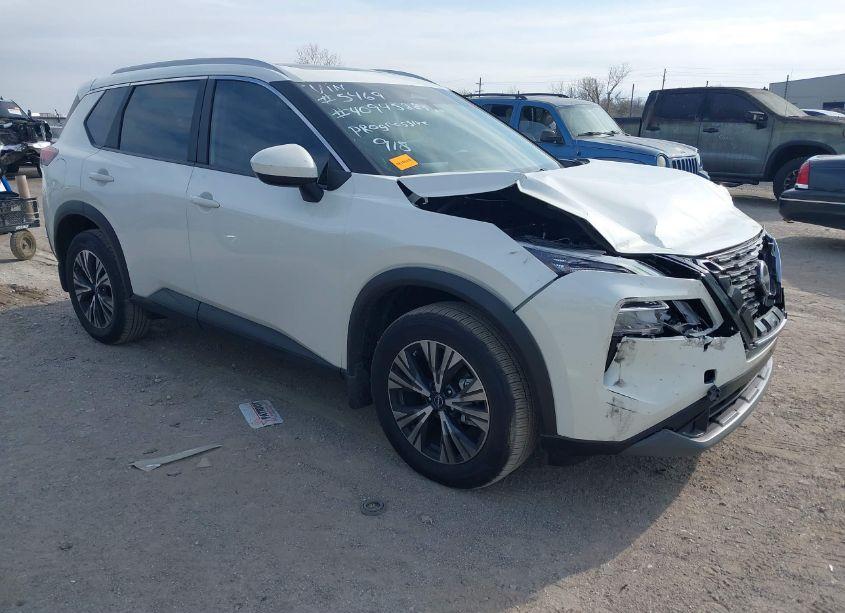 2023 Nissan Rogue SV FWD (VIN 5N1BT3BA4PC895469) main photo