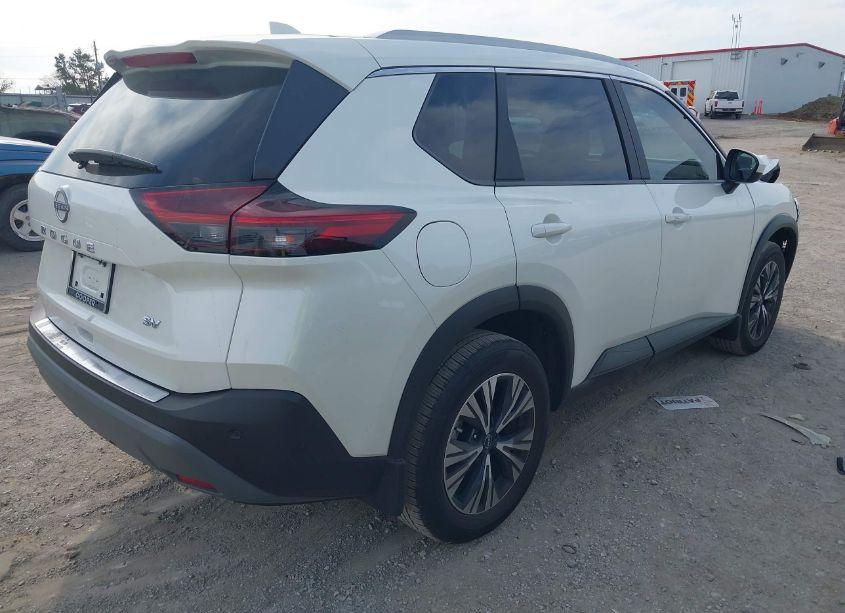 Photo 4 of 2023 Nissan Rogue SV FWD (VIN 5N1BT3BA4PC895469)