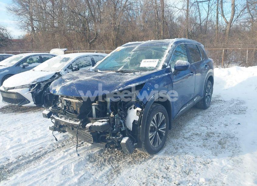 Photo 2 of 2023 Nissan Rogue SV FWD (VIN 5N1BT3BA4PC922265)