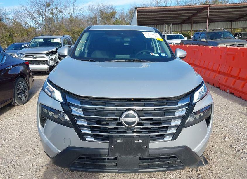 Photo 12 of 2024 Nissan Rogue SV FWD (VIN 5N1BT3BA4RC697185)