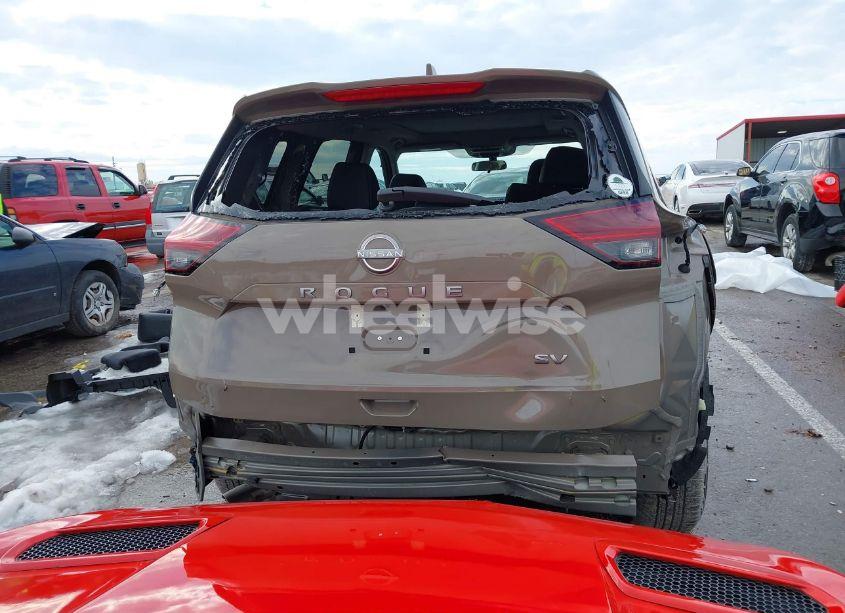Photo 17 of 2024 Nissan Rogue SV FWD (VIN 5N1BT3BA4RC721033)