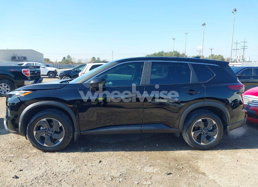 Photo 15 of 2024 Nissan Rogue SV FWD (VIN 5N1BT3BA4RC745672)