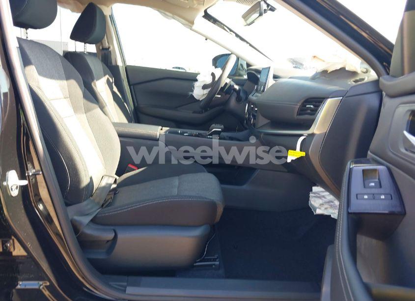 Photo 5 of 2024 Nissan Rogue SV FWD (VIN 5N1BT3BA4RC745672)