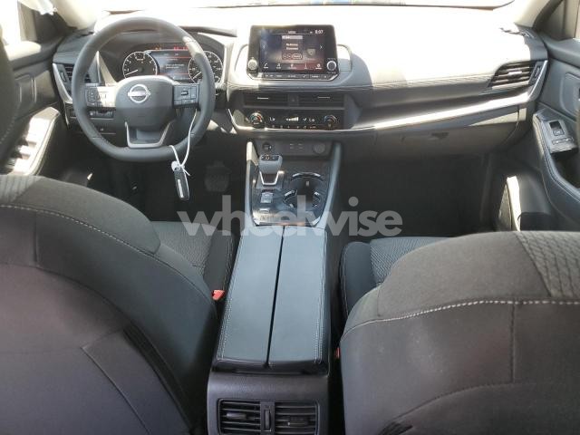 Photo 4 of 2025 NISSAN ROGUE SV (VIN 5N1BT3BA4SC842487)