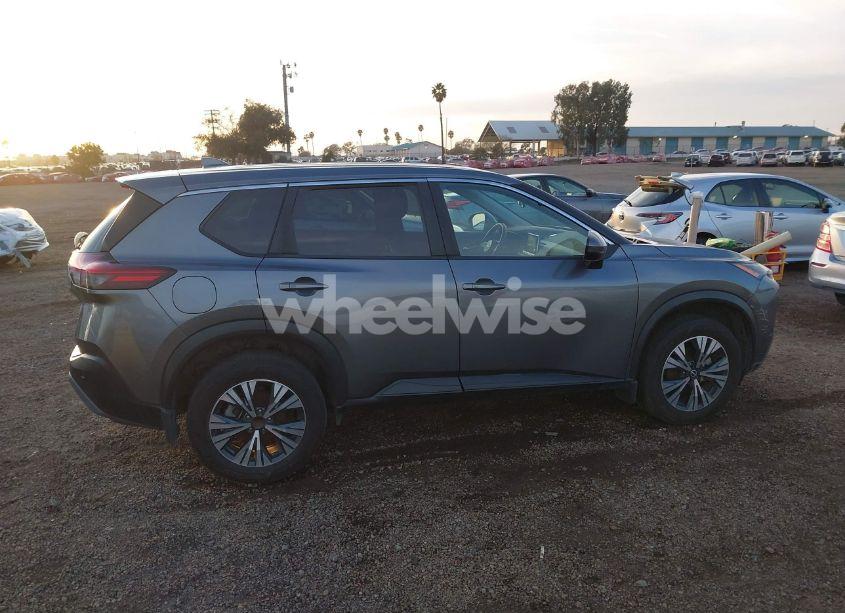 Photo 13 of 2022 Nissan Rogue SV FWD (VIN 5N1BT3BA5NC705403)