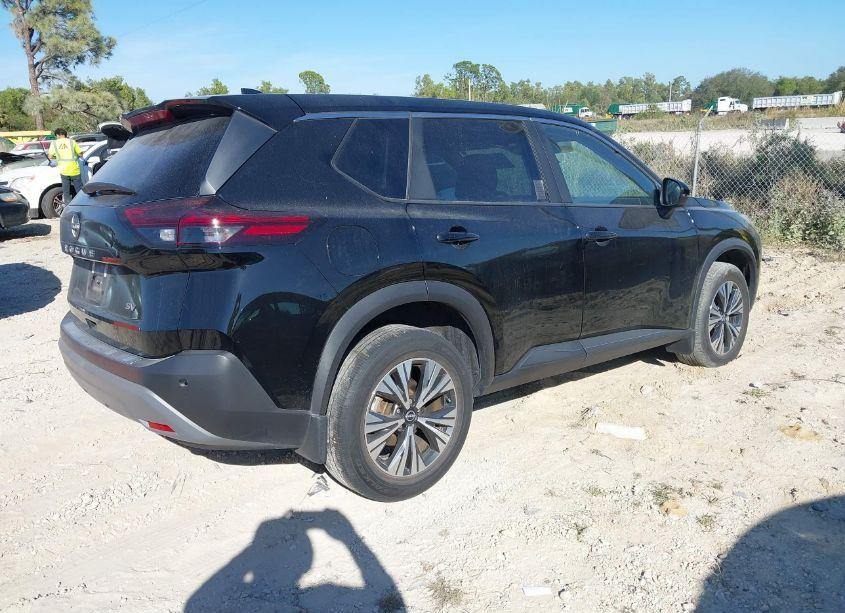 Photo 4 of 2023 Nissan Rogue SV FWD (VIN 5N1BT3BA5PC759707)