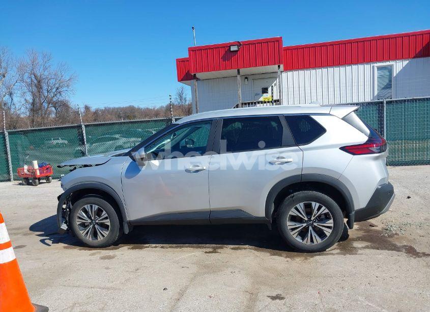 Photo 15 of 2023 Nissan Rogue SV FWD (VIN 5N1BT3BA5PC813992)