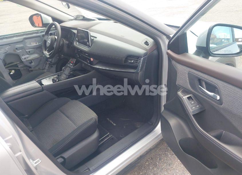 Photo 5 of 2023 Nissan Rogue SV FWD (VIN 5N1BT3BA5PC836883)