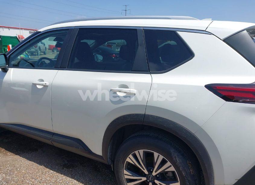 Photo 14 of 2023 Nissan Rogue SV FWD (VIN 5N1BT3BA5PC856048)