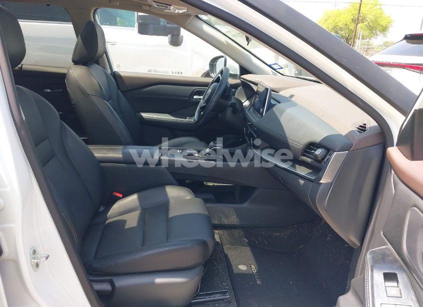 Photo 5 of 2023 Nissan Rogue SV FWD (VIN 5N1BT3BA5PC856048)