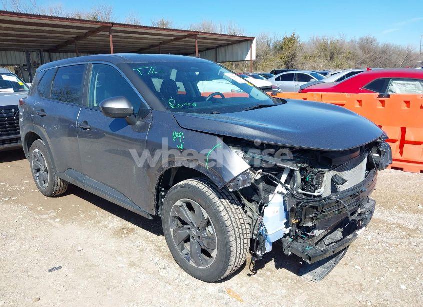 2024 Nissan Rogue SV FWD (VIN 5N1BT3BA5RC673834) main photo