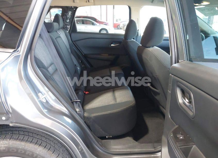 Photo 8 of 2024 Nissan Rogue SV FWD (VIN 5N1BT3BA5RC683943)