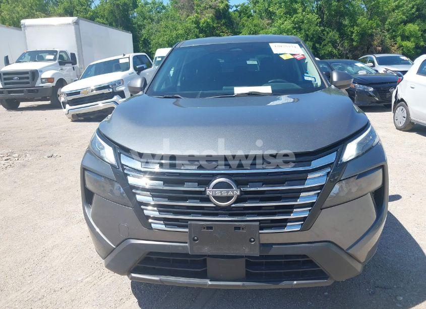 Photo 12 of 2024 Nissan Rogue SV FWD (VIN 5N1BT3BA5RC716116)