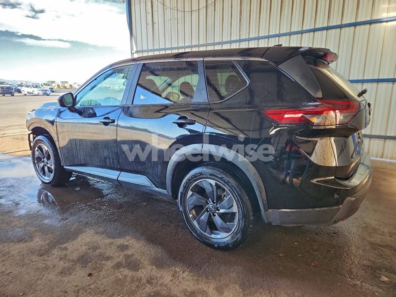 Photo 2 of 2025 NISSAN ROGUE SV (VIN 5N1BT3BA5SC824838)